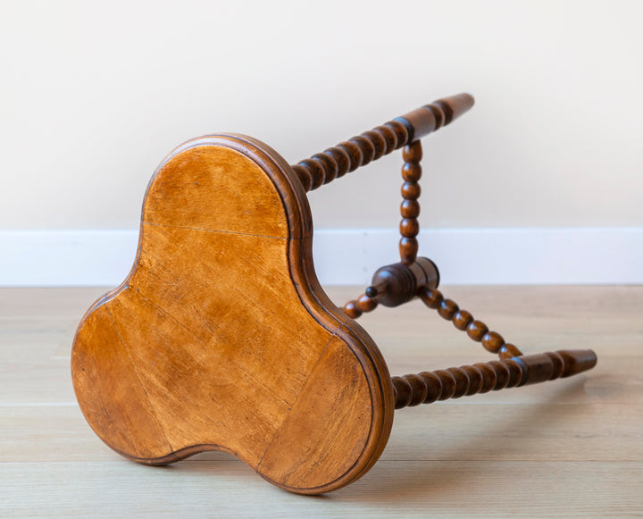 Antique Hand Carved Bobbin Table, Clover Shape Tabletop, 1920s