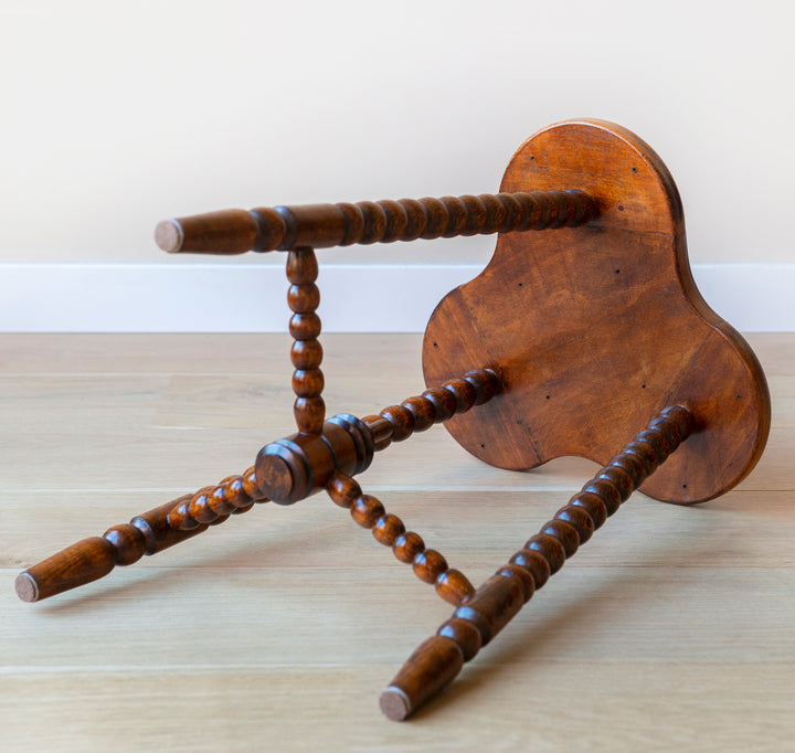 Antique Hand Carved Bobbin Table, Clover Shape Tabletop, 1920s