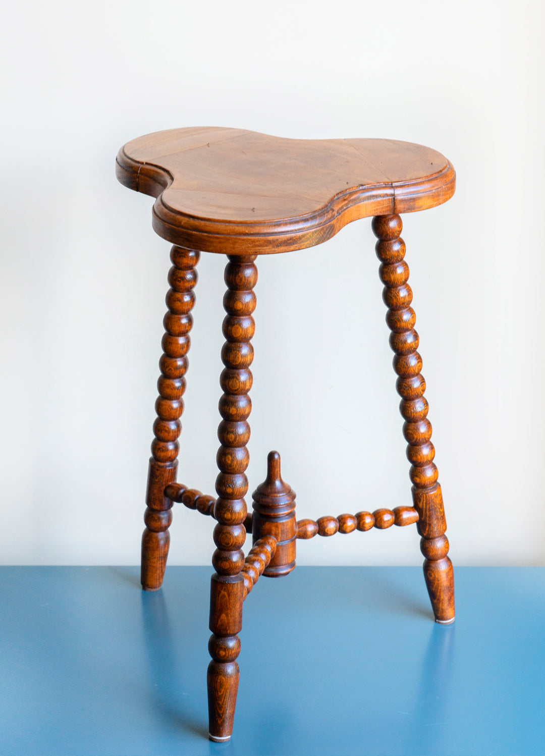 Antique Hand Carved Bobbin Table, Clover Shape Tabletop, 1920s