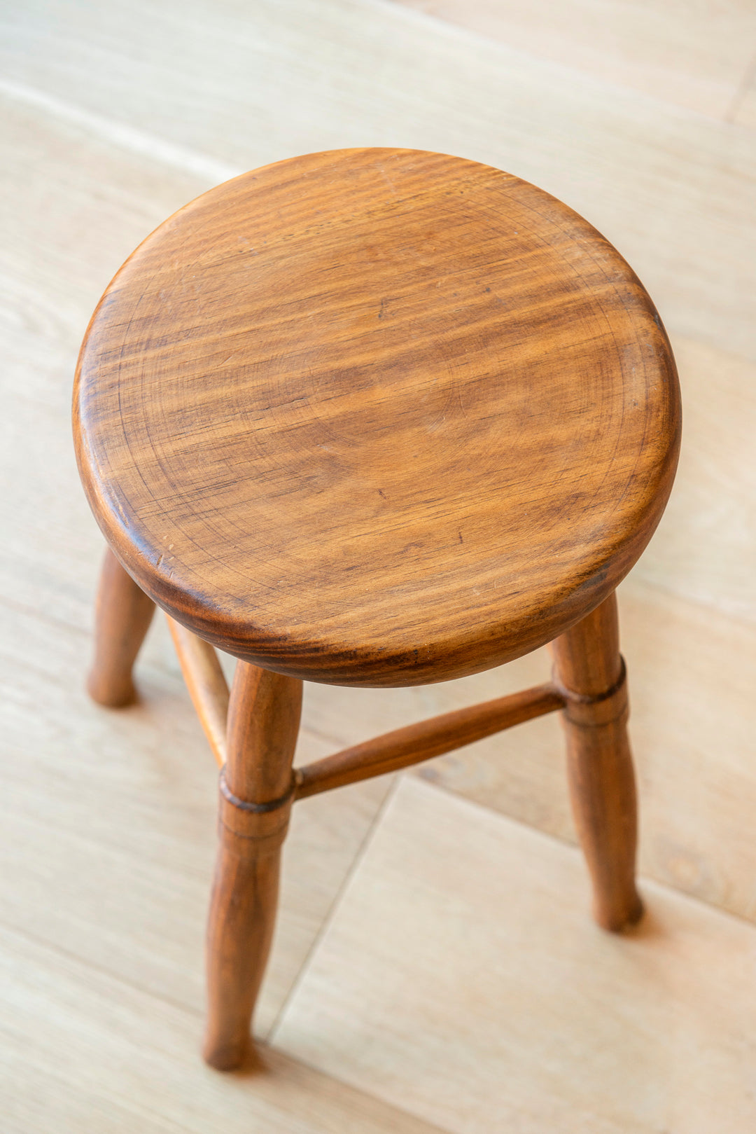 Primitive Oak Wood Farmers Stool