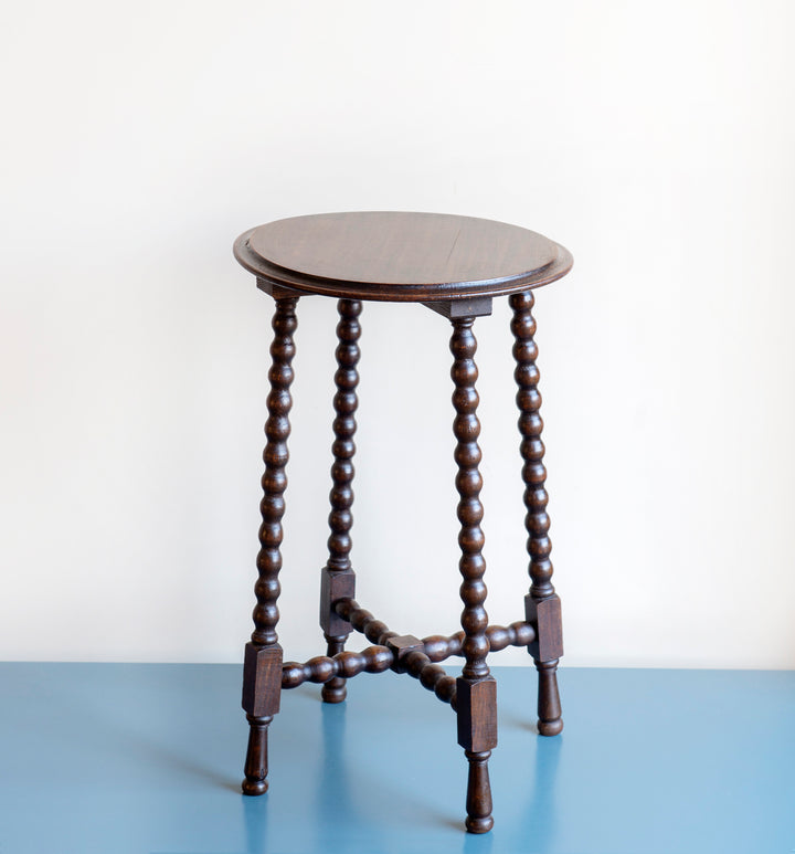 Round Art Deco Side Table With Bobbin Legs, 1920s