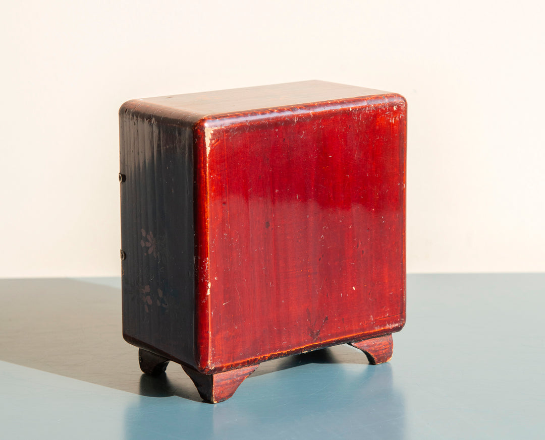 Small Japanese Red Lacquered Cabinet, Meji Period