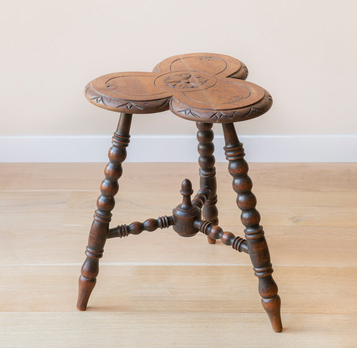 Antique Clover Table With Bobbin Legs, 19th Century