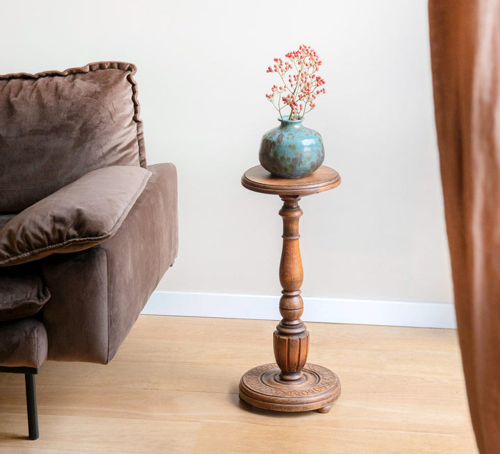 Round Oak Wooden Pedestal Table