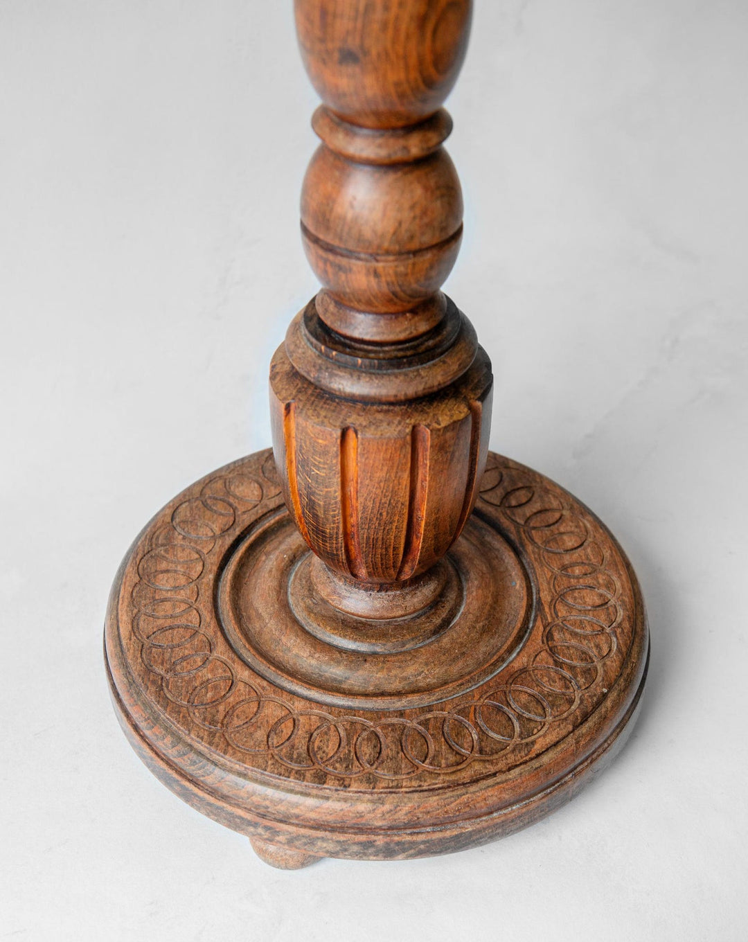 Round Oak Wooden Pedestal Table